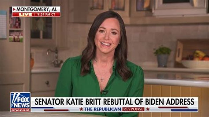 Britt Clennett Abc News Career So Far: 5 Facts On The Journalist