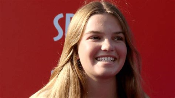 Raimee Height, Weight, Net Worth, Age, Birthday, Wikipedia, Who, Instagram, Biography