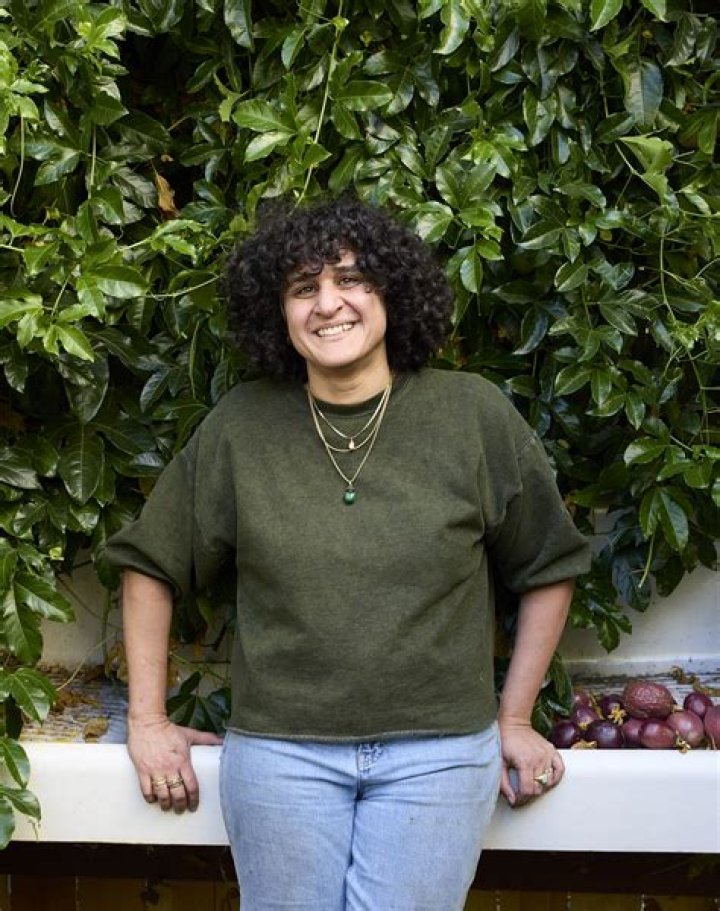 Samin Nosrat Height, Weight, Net Worth, Age, Birthday, Wikipedia, Who, Instagram, Biography